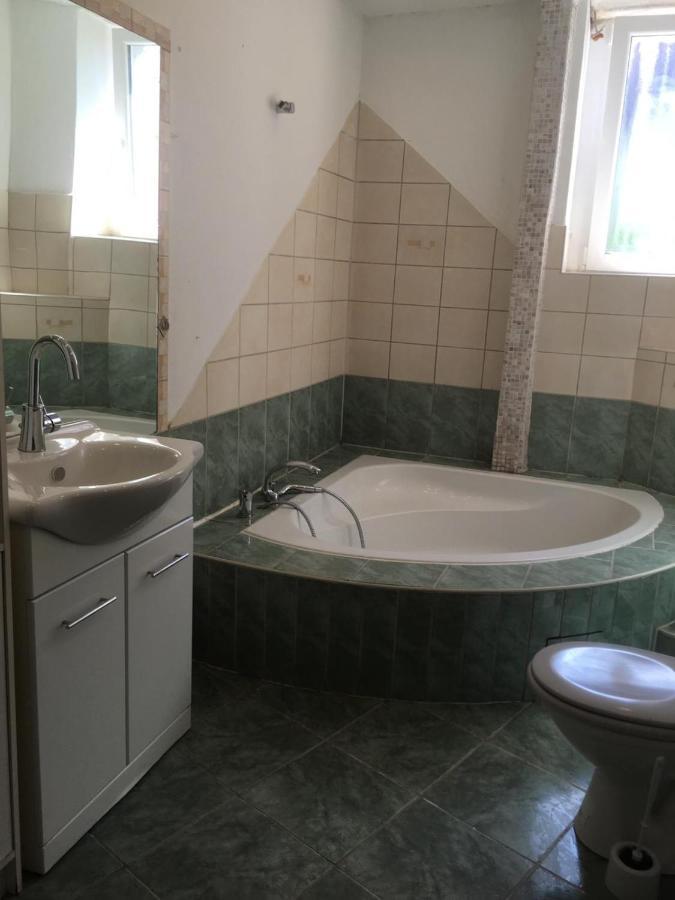 Familien Zimmer Kaiserslautern Esterno foto